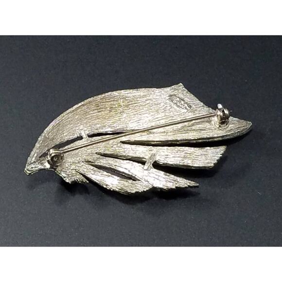 Vintage Leaf Brooch, Silver Tone, JJ Jonette Jewelry, 1970s, 2 1/2 Inches - Picture 9 of 10
